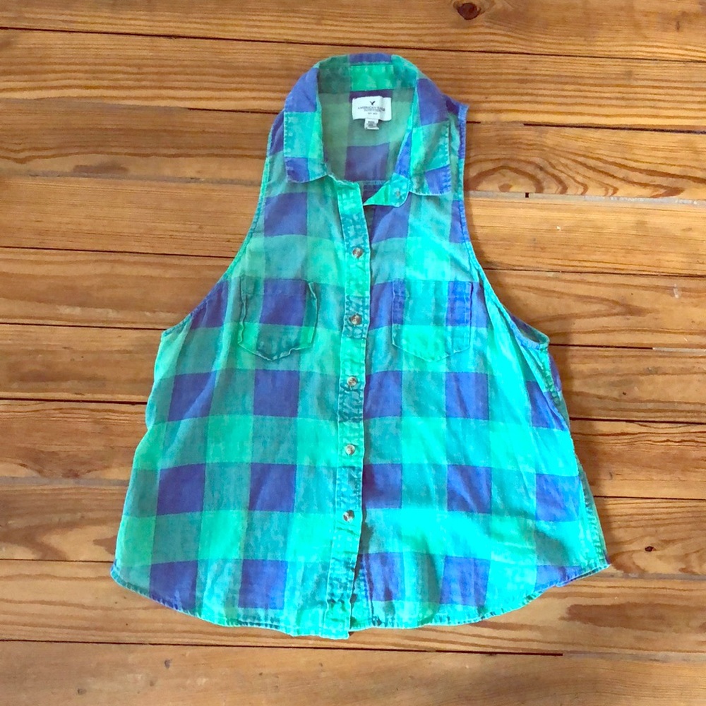 American Eagle green and blue plaid button up